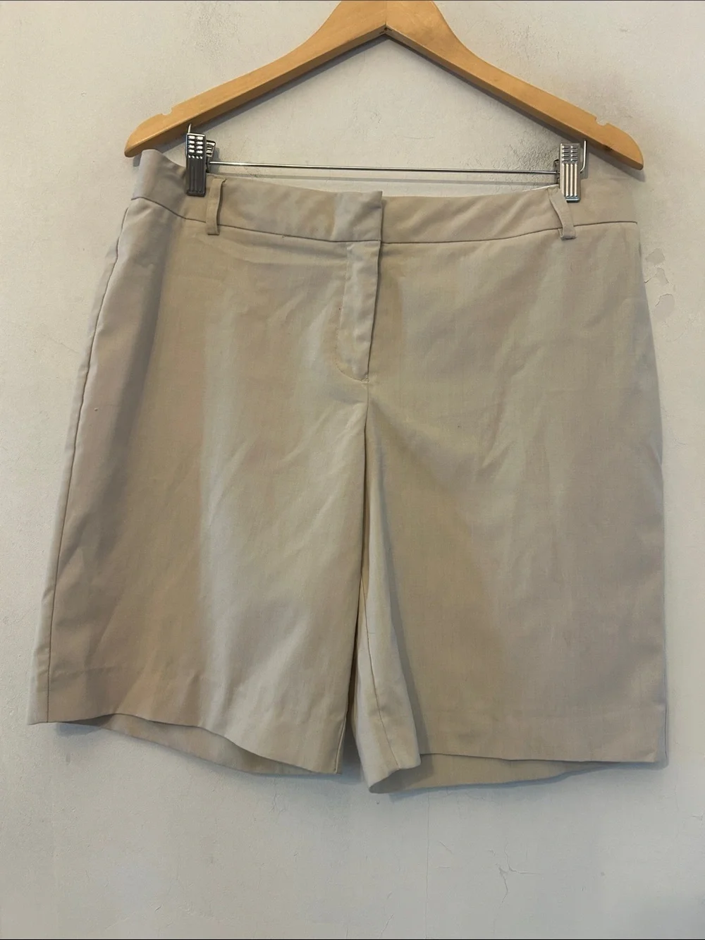 Charter Club Allison fit classic khaki shorts Size 12 P EUC